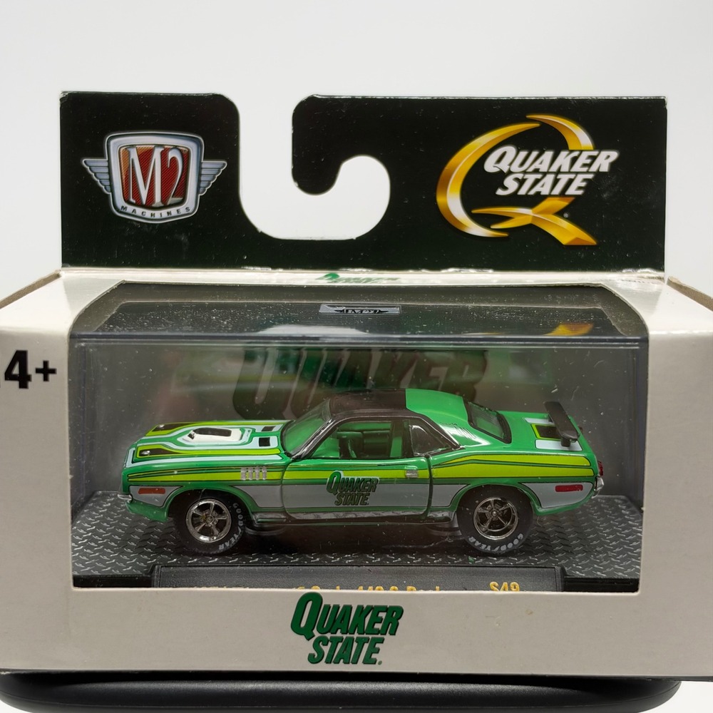 M2 Machines 1971 Plymouth Cuda 440 6-Pack Quaker State Green Diecast 1:64 S49